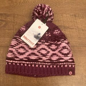 Marmot Women’s Tashina Knit Beanie Ski Hat w/ Pom in Grape Bordeaux NEW w/ Tags